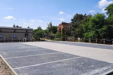 Parking we Włościejewkach