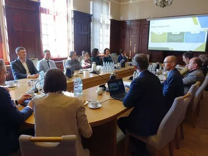 O ofercie Wojewódzkiego Funduszu Ochrony Środowiska dla samorządów w śremskim Starostwie